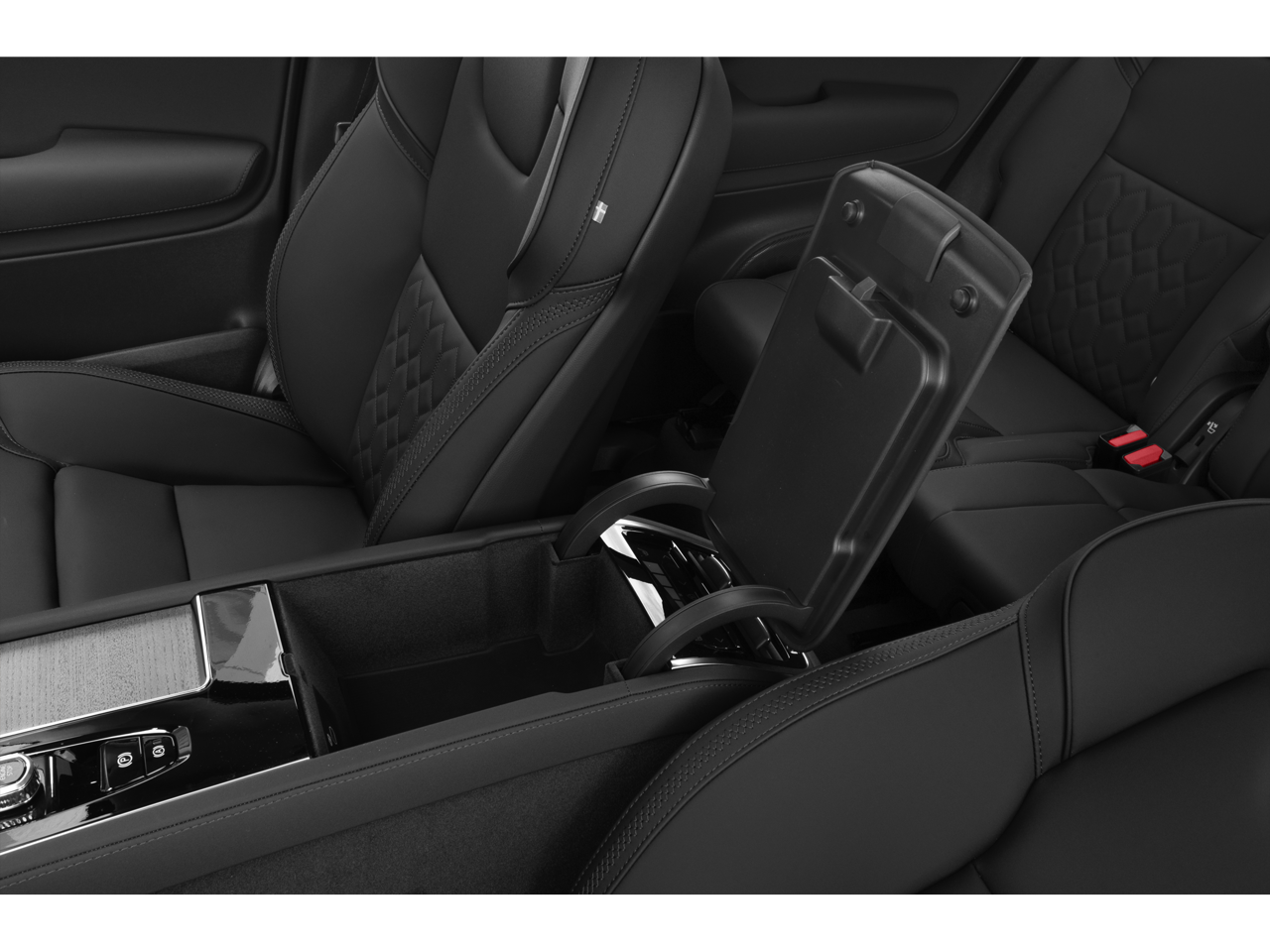 2026 Volvo XC90 Plug-In Hybrid T8 Plus 7 Passenger