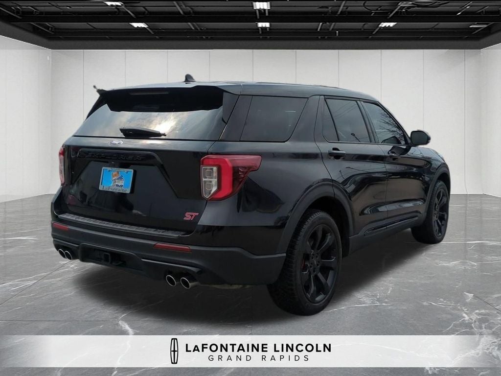 2022 Ford Explorer ST