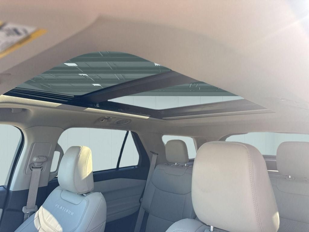 2023 Ford Explorer Platinum