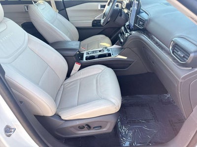 2023 Ford Explorer Platinum