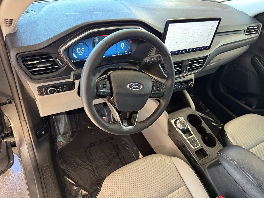 2023 Ford Escape Platinum