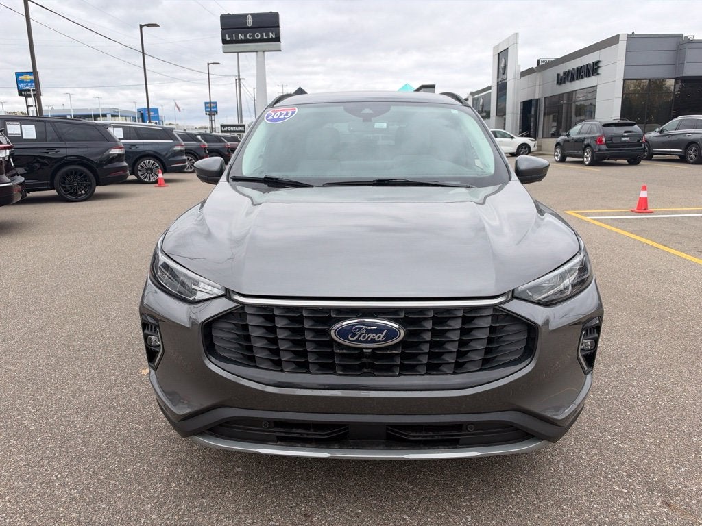 2023 Ford Escape Platinum