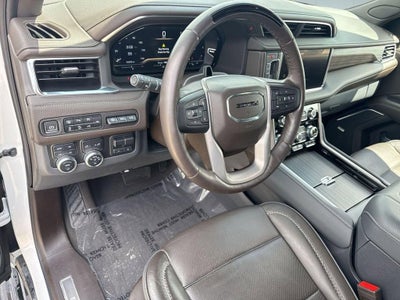 2023 GMC Yukon XL Denali
