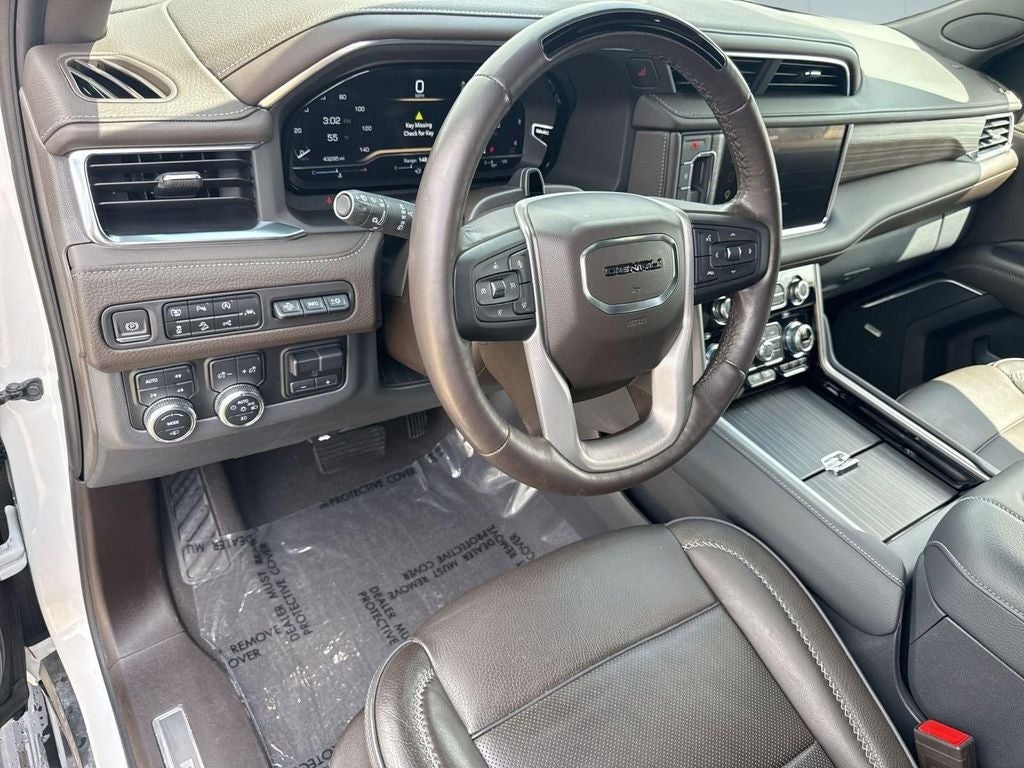 2023 GMC Yukon XL Denali