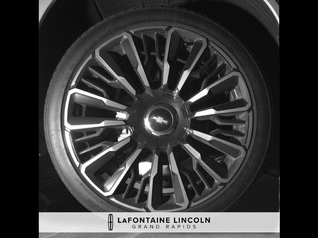 2025 Chevrolet Suburban High Country