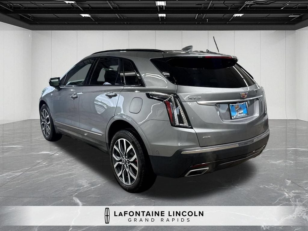 2024 Cadillac XT5 Sport
