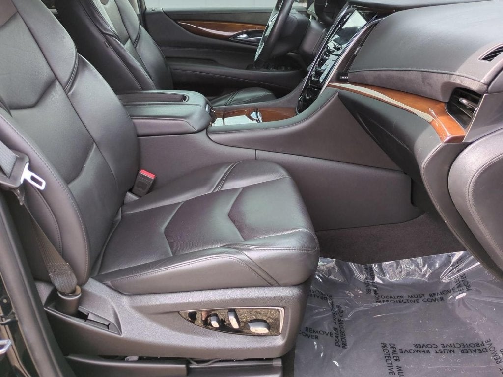 2020 Cadillac Escalade Premium Luxury
