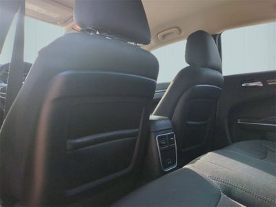 2018 Chrysler 300 Touring