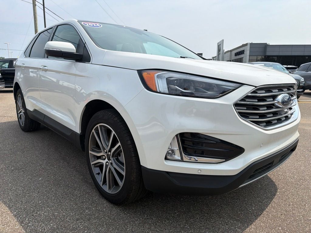 2024 Ford Edge Titanium