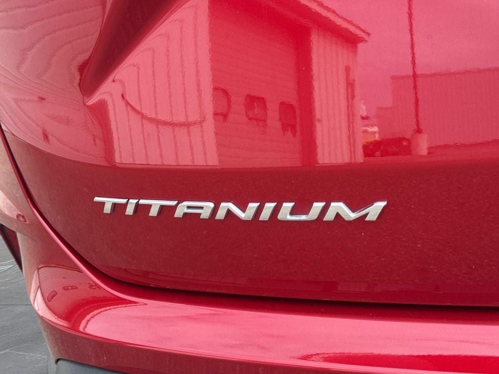 2023 Ford Edge Titanium