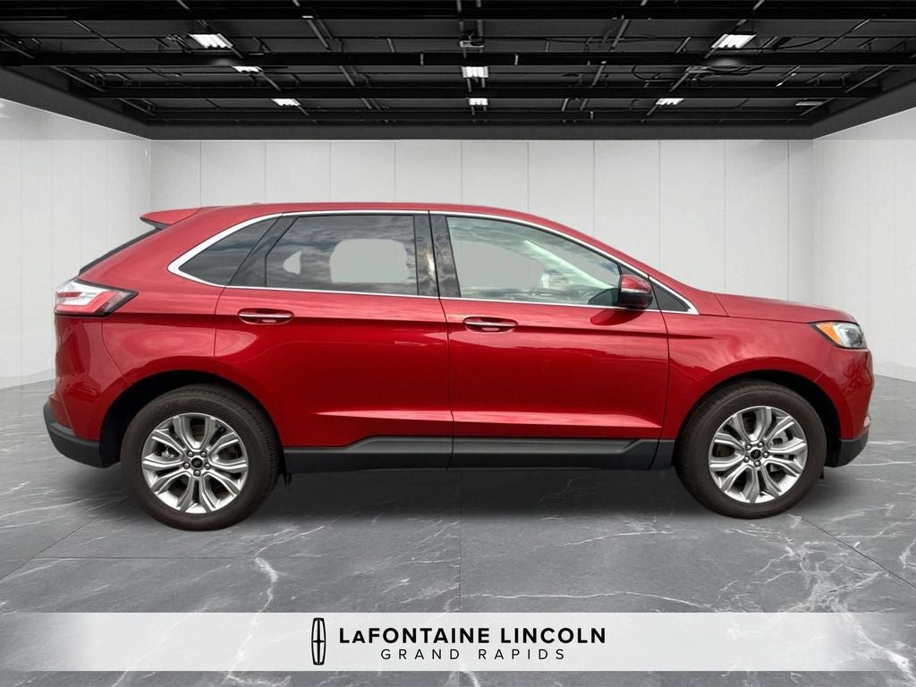 2023 Ford Edge Titanium