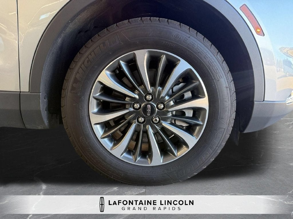2023 Lincoln Nautilus Standard