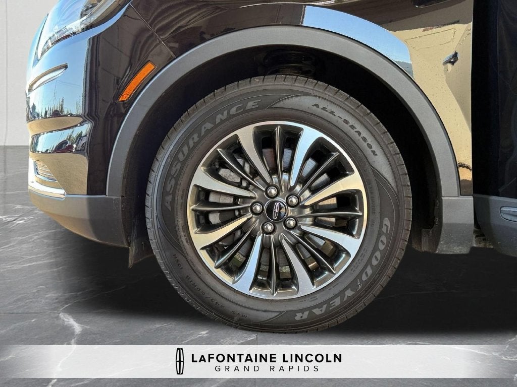 2023 Lincoln Nautilus Standard