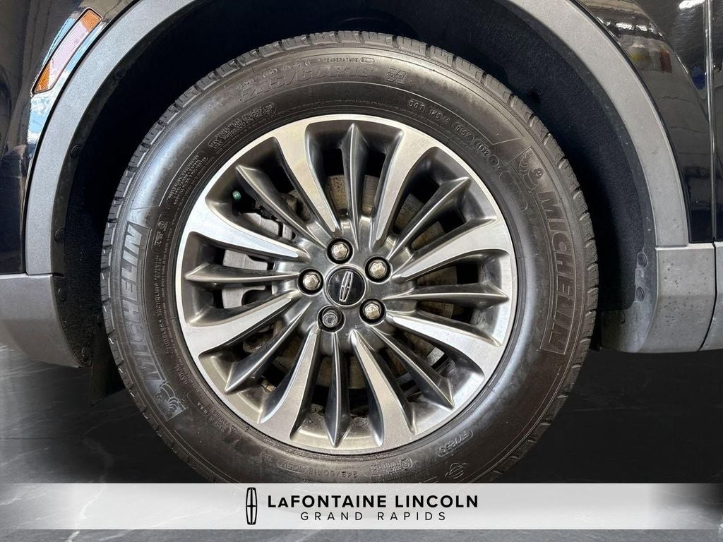 2023 Lincoln Nautilus Standard