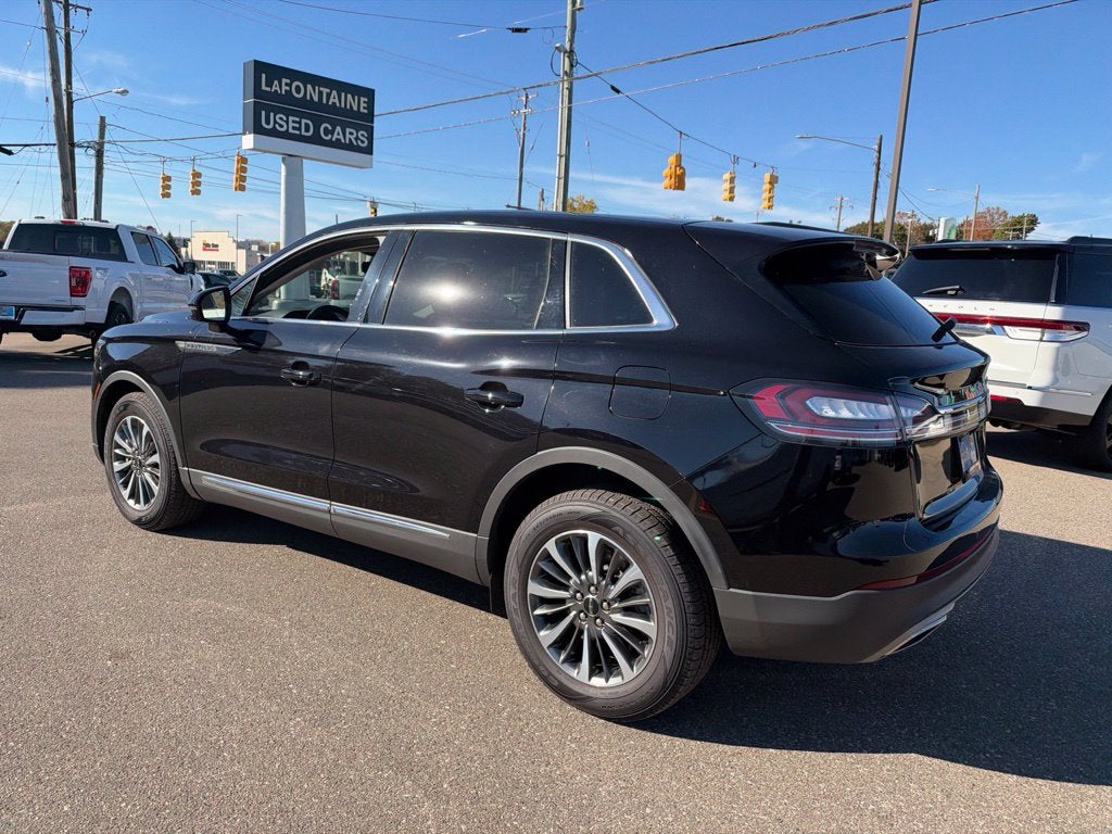 2022 Lincoln Nautilus Standard