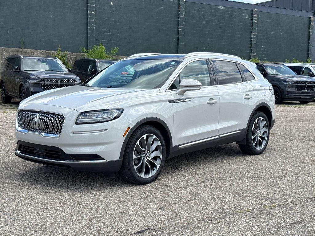 2022 Lincoln Nautilus Reserve