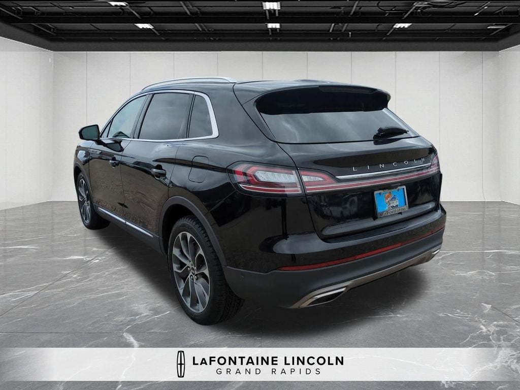 2022 Lincoln Nautilus Reserve