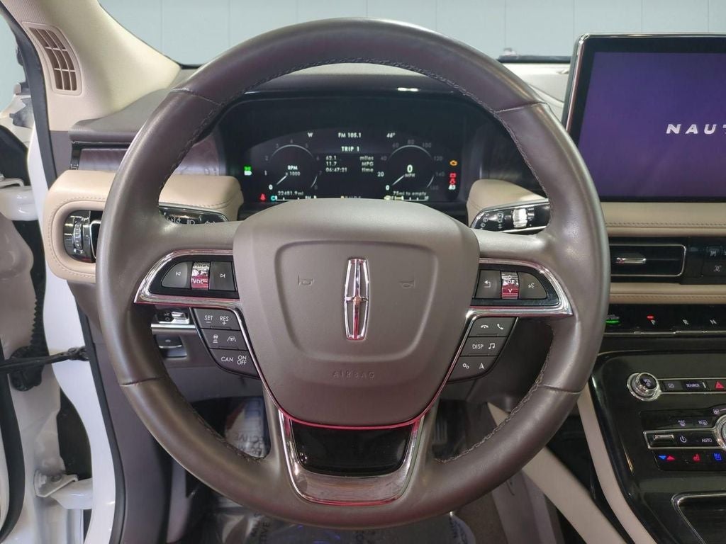 2022 Lincoln Nautilus Reserve