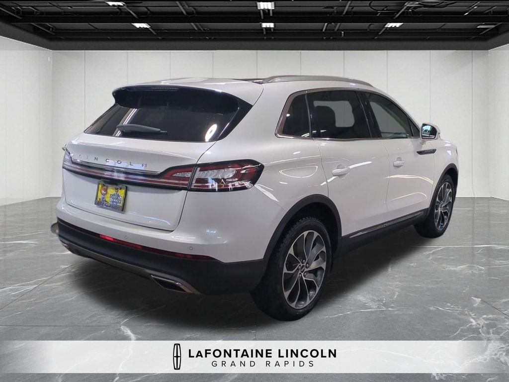 2022 Lincoln Nautilus Reserve