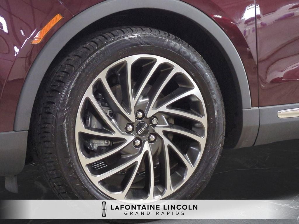 2020 Lincoln Nautilus Reserve