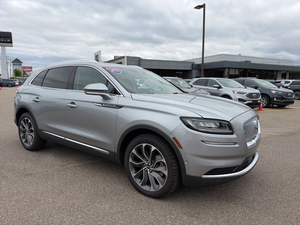 2023 Lincoln Nautilus Reserve