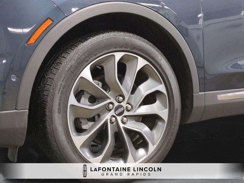 2021 Lincoln Nautilus Reserve