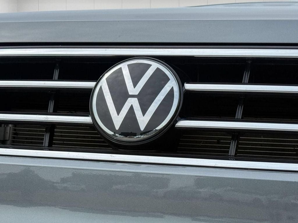 2024 Volkswagen Tiguan 2.0T Wolfsburg Edition