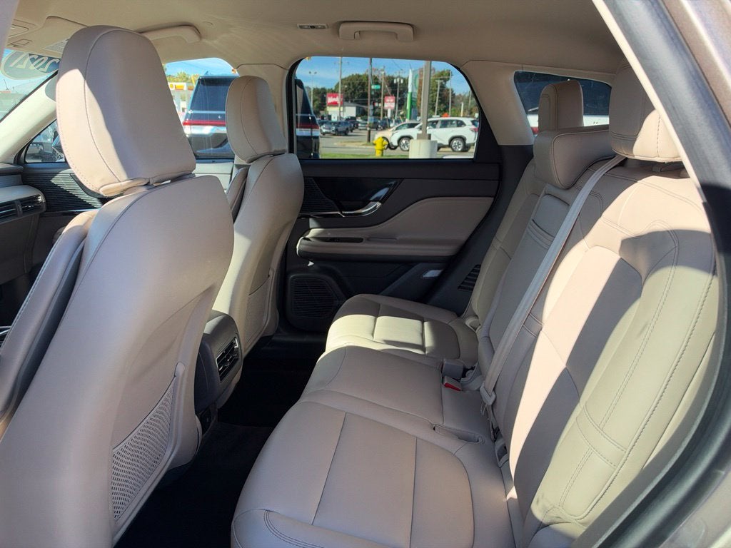 2021 Lincoln Corsair Standard
