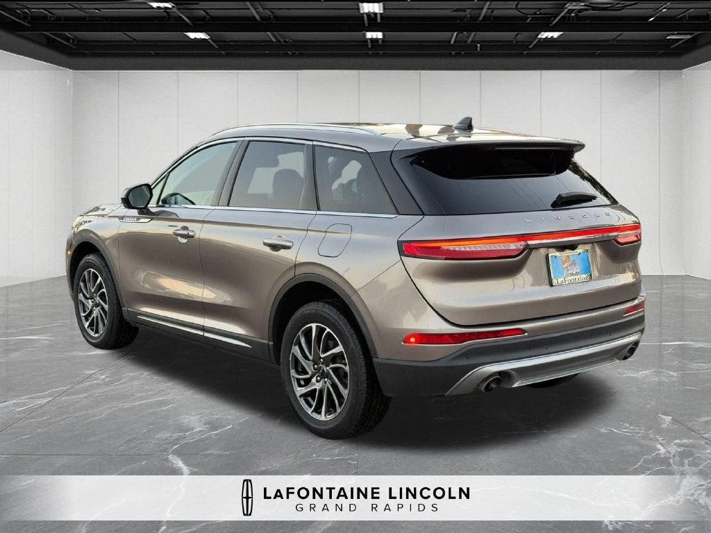 2021 Lincoln Corsair Standard