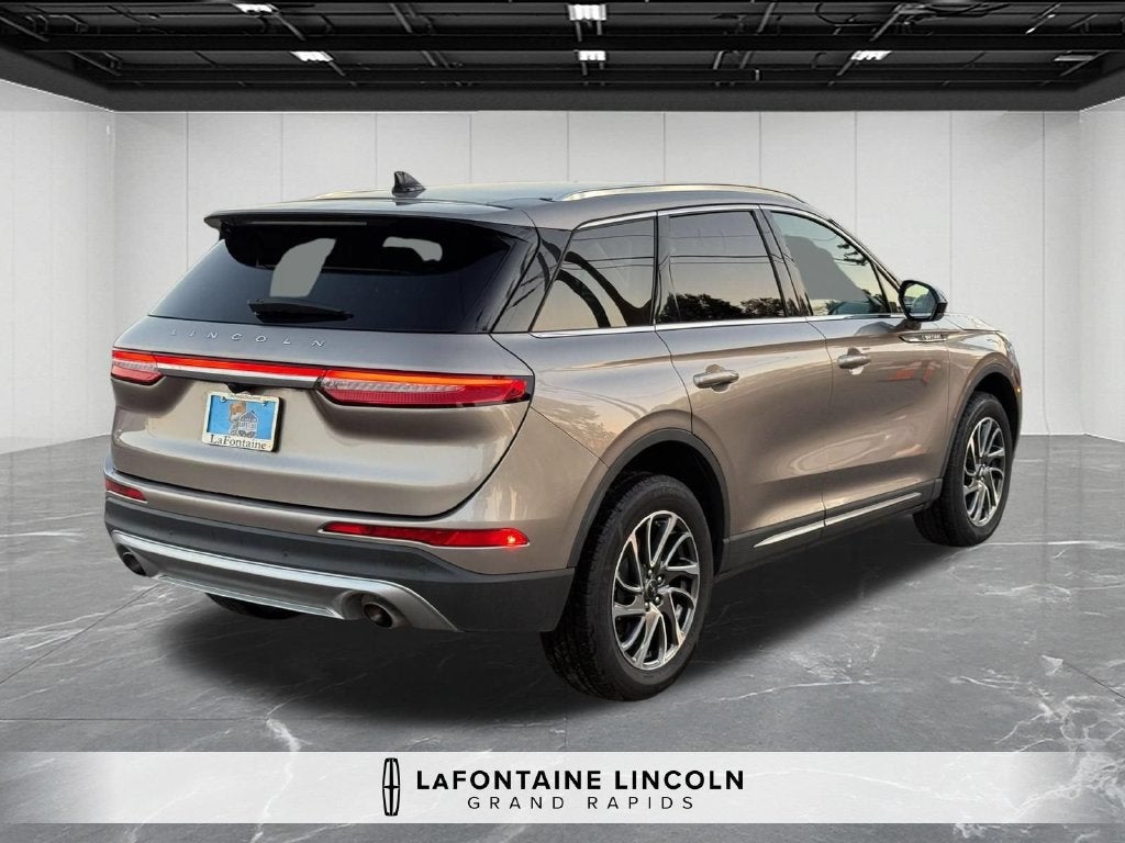2021 Lincoln Corsair Standard