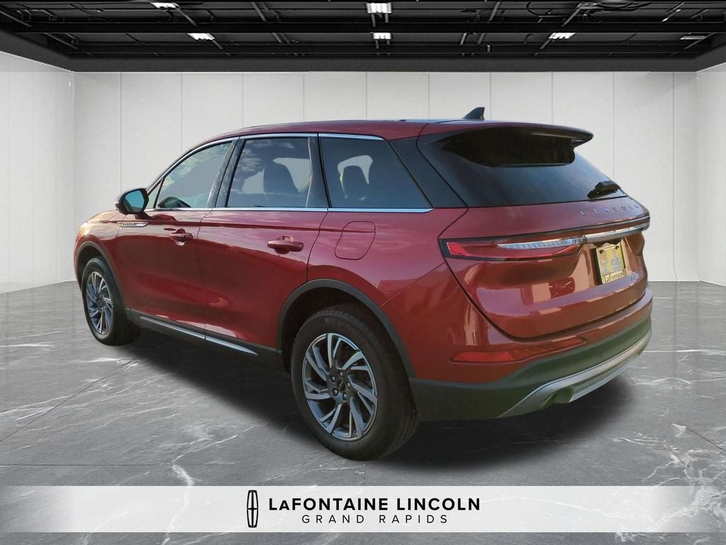 2023 Lincoln Corsair Standard