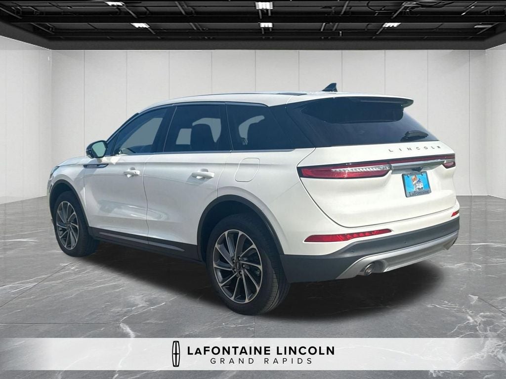 2023 Lincoln Corsair Standard