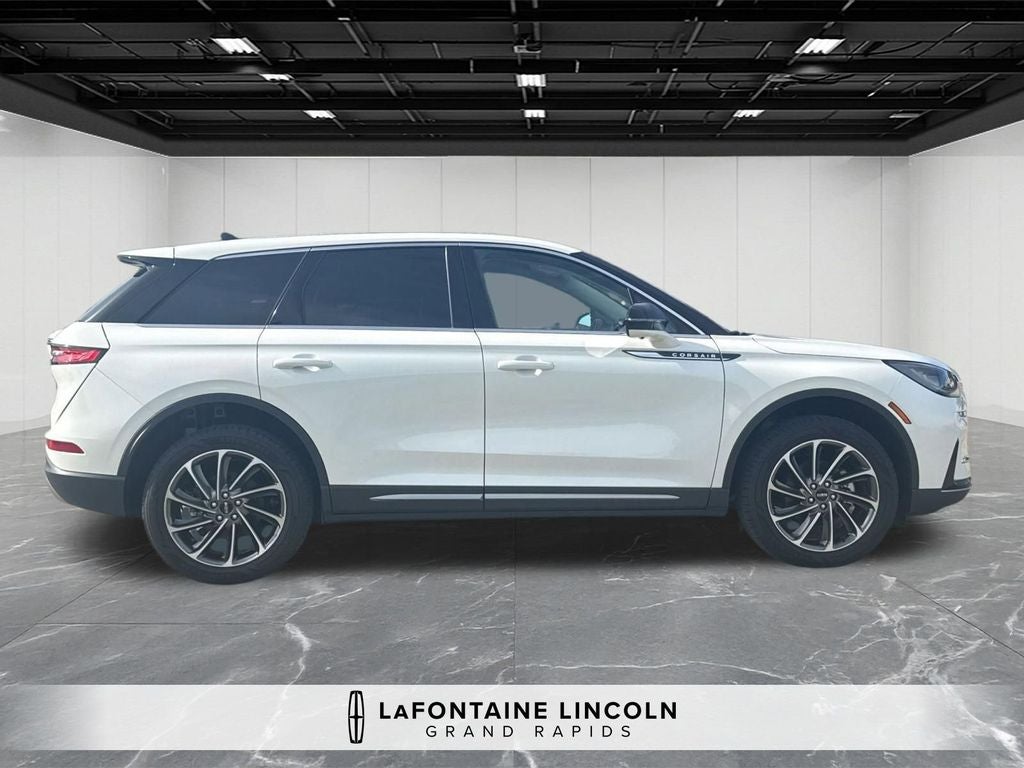 2023 Lincoln Corsair Standard