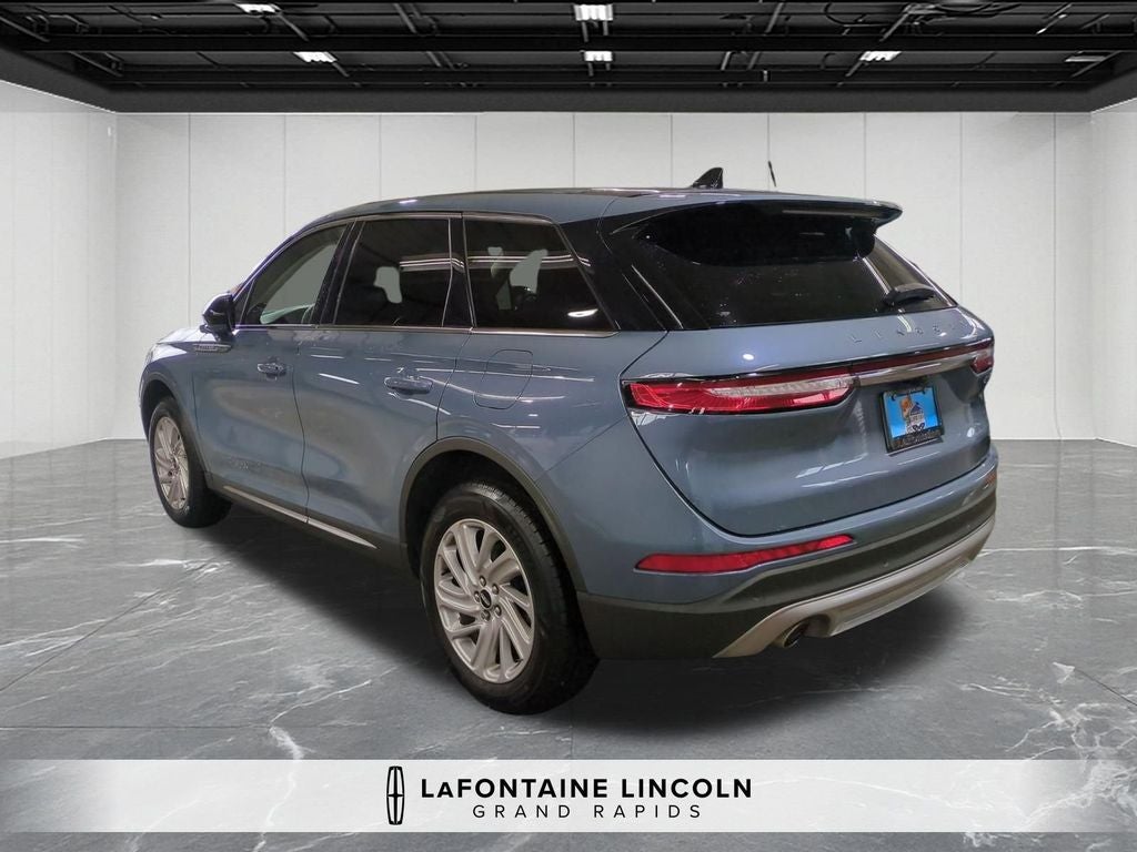 2023 Lincoln Corsair Standard