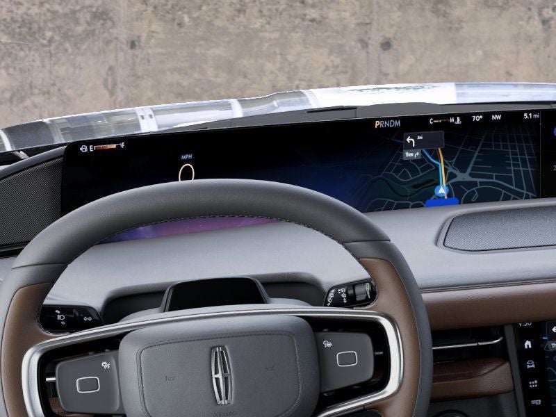 2027 Lincoln Navigator Reserve InTransit