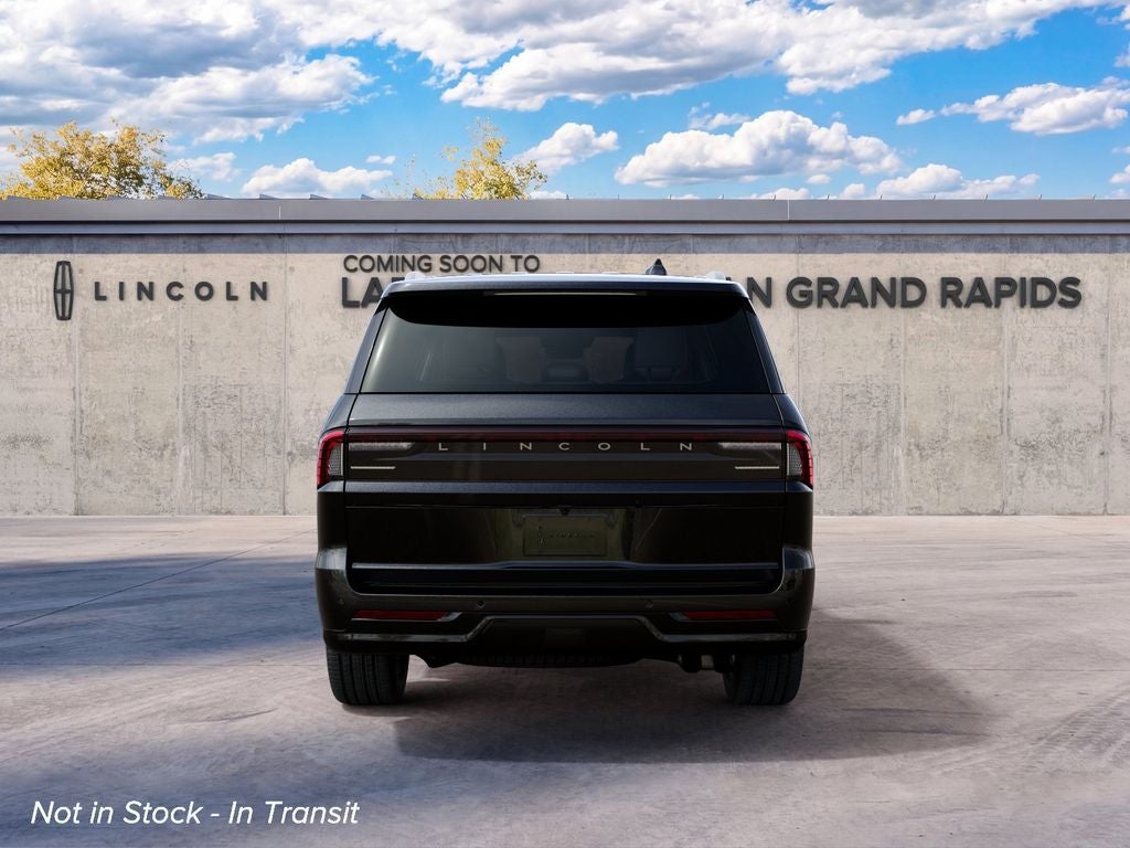 2027 Lincoln Navigator Reserve InTransit