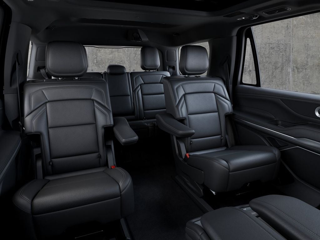 2027 Lincoln Navigator Reserve InTransit