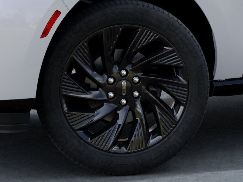 2027 Lincoln Navigator Reserve InTransit