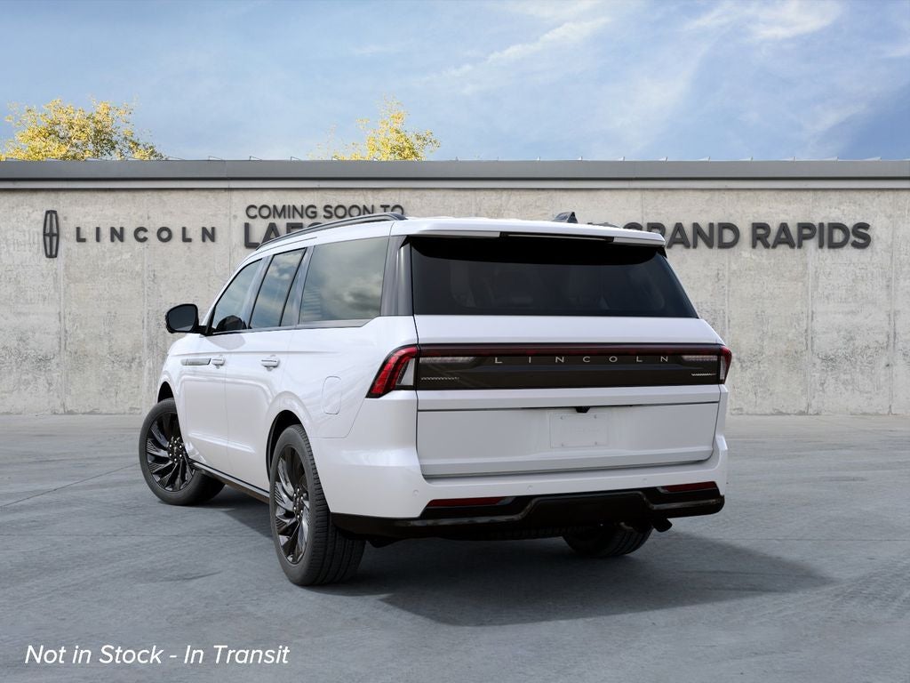 2027 Lincoln Navigator Reserve InTransit