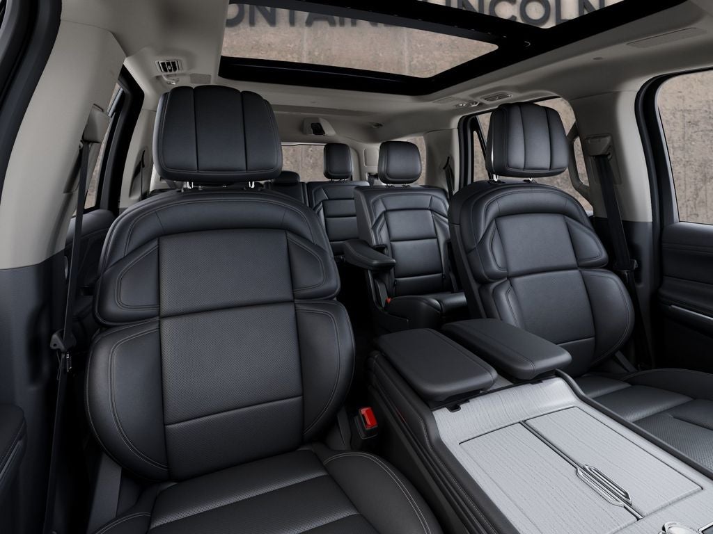 2027 Lincoln Navigator Reserve InTransit