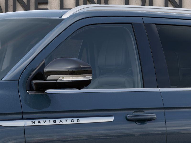 2027 Lincoln Navigator Reserve InTransit