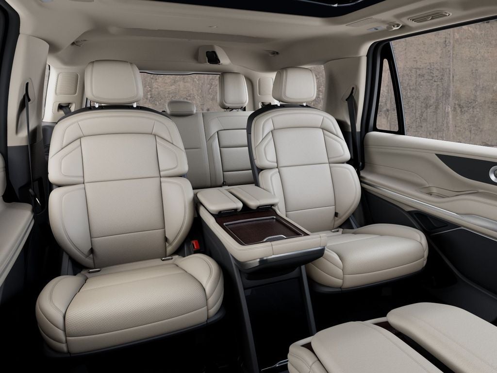 2027 Lincoln Navigator Reserve InTransit