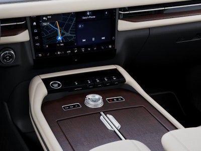 2027 Lincoln Navigator Reserve InTransit