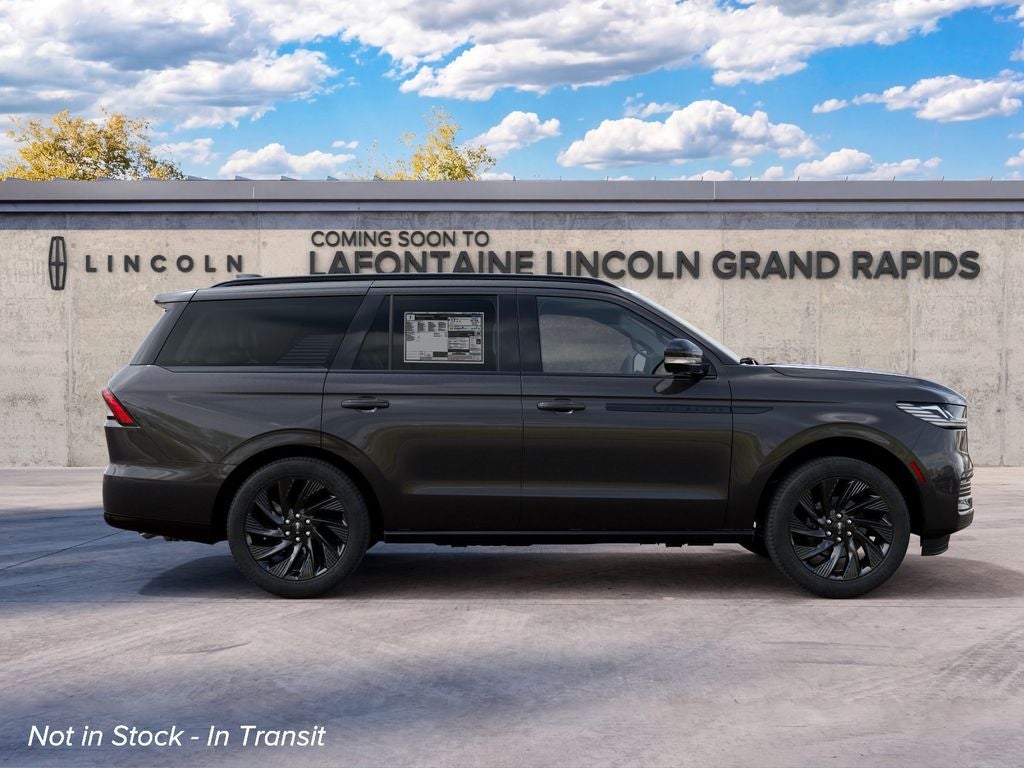 2027 Lincoln Navigator Reserve InTransit