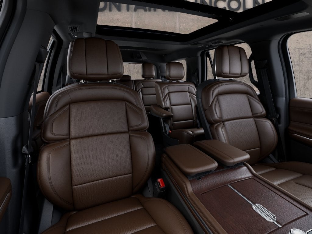 2027 Lincoln Navigator Reserve