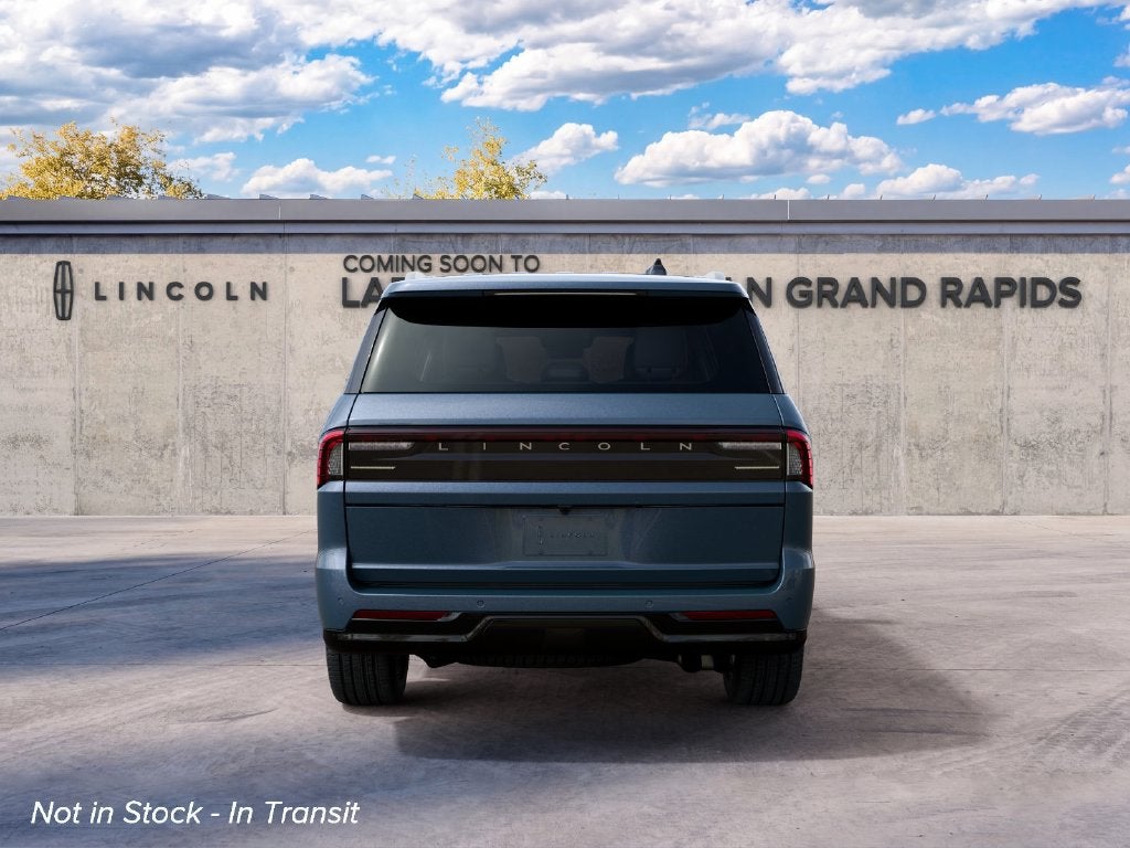 2027 Lincoln Navigator Reserve