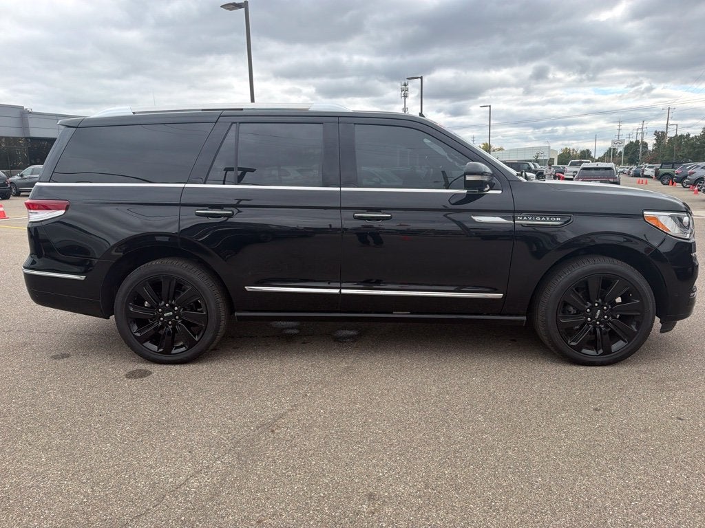 2023 Lincoln Navigator Reserve