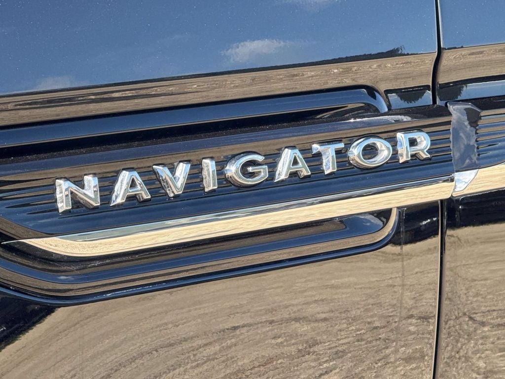 2024 Lincoln Navigator Black Label
