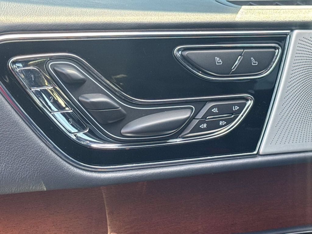2024 Lincoln Navigator Black Label