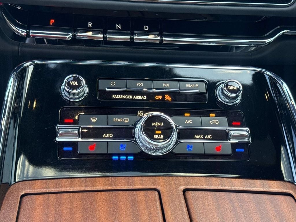 2024 Lincoln Navigator Black Label